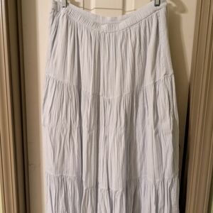 Elegant White Tiered Skirt